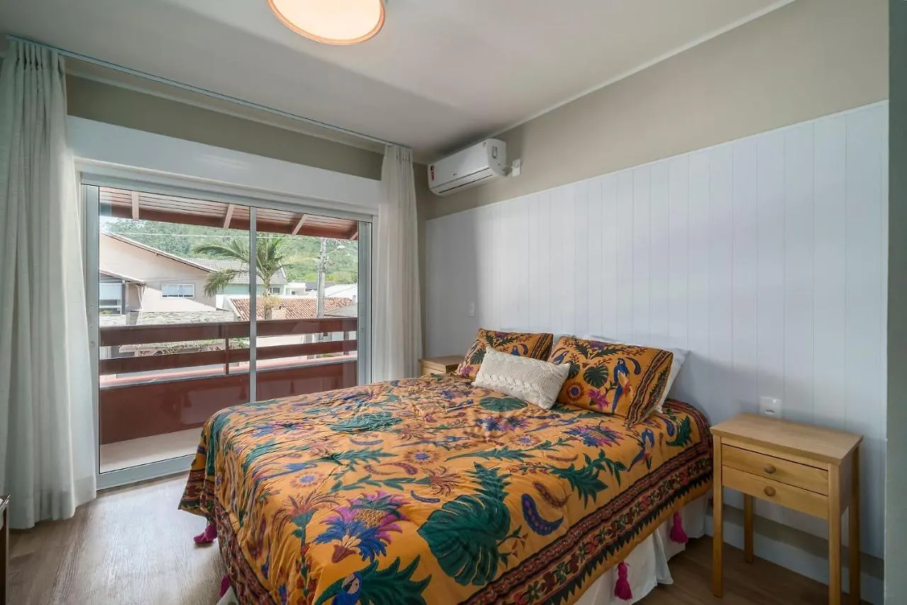 Casa vacanze 02 Dormitorios De Casal Com Jacuzzi Aquecida Bombinhas