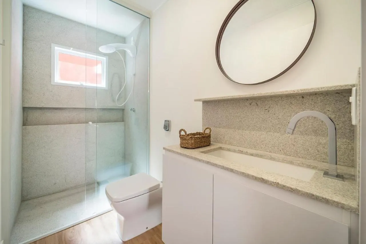 Holiday home 02 Dormitorios De Casal Com Jacuzzi Aquecida Bombinhas Brazil